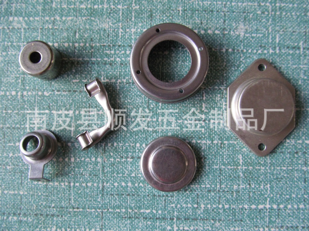 五金沖壓件加工廠生產(chǎn)各種五金制品 汽車發(fā)動(dòng)機(jī)配件起動(dòng)機(jī)及配件